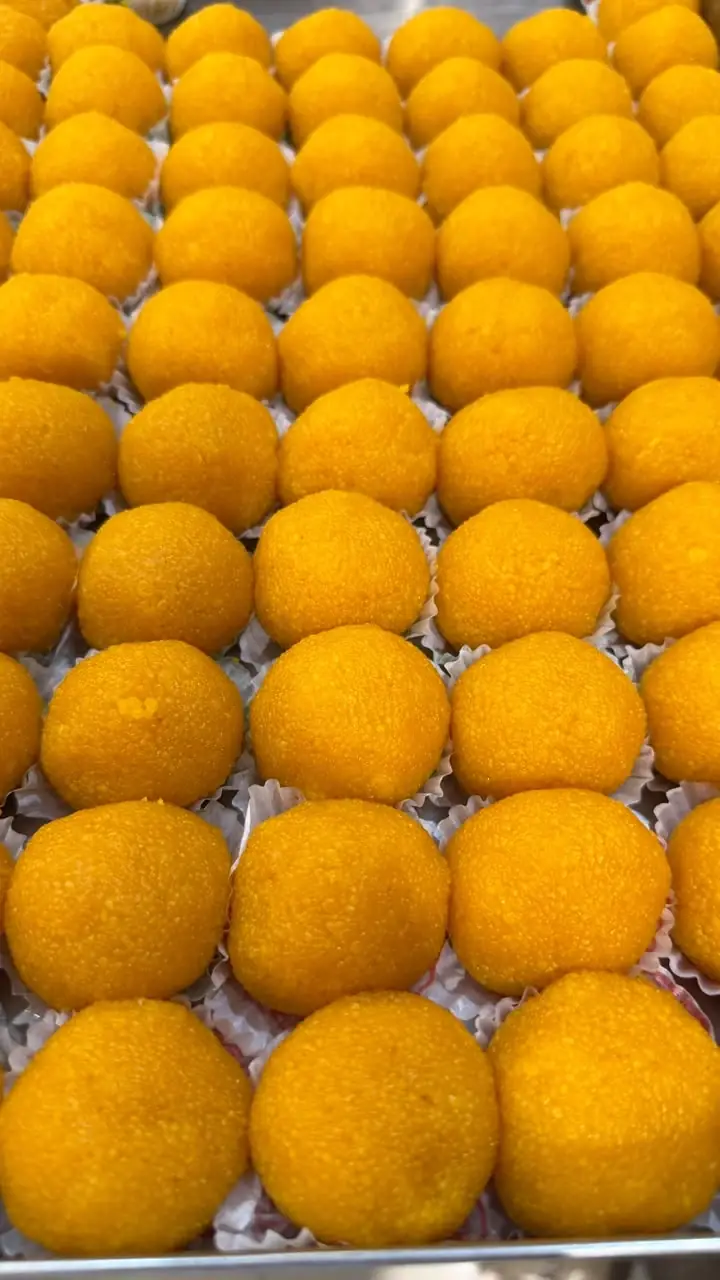 Besan Laddu